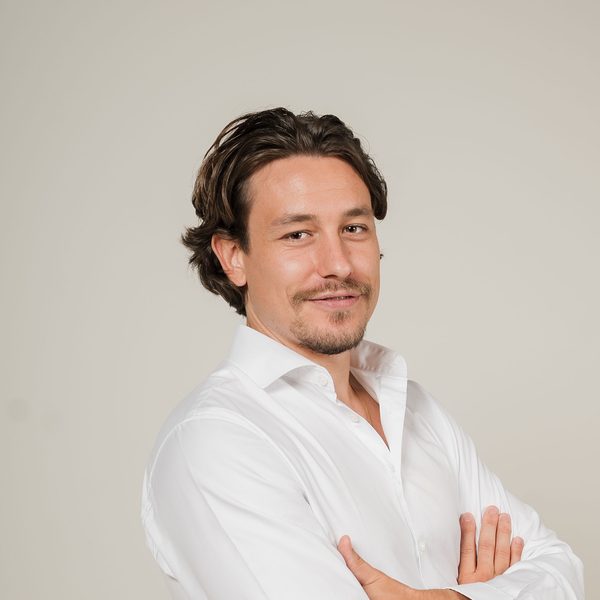 Portret van Bert Drijkoningen, medeoprichter bij Tricura